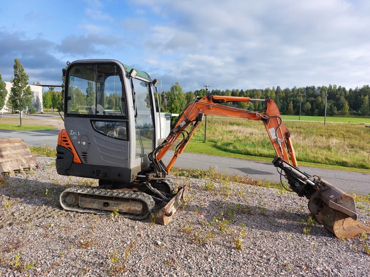 Hitachi Zasis 18 Excavators Nettikone