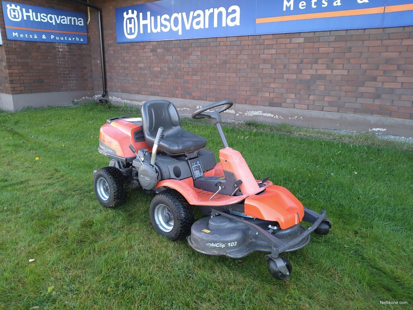 Husqvarna r18awd best sale