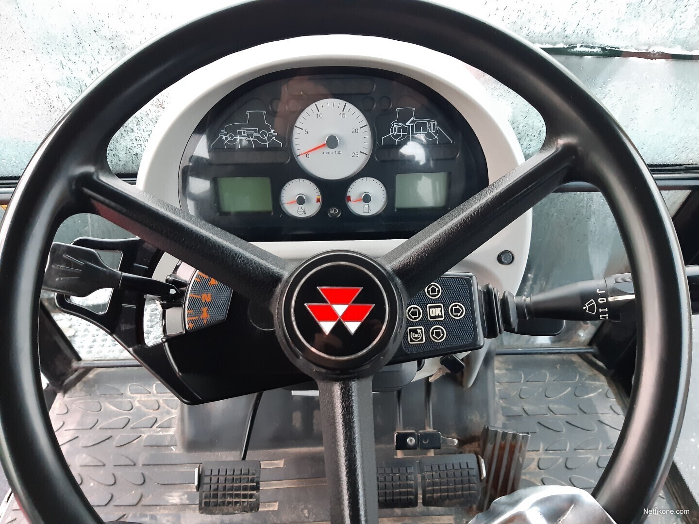 Massey Ferguson 7495 traktorit - Nettikone