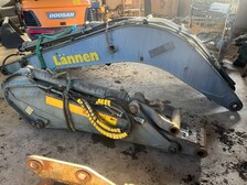 Lännen puomit + hydr. NTP10 kiinnike