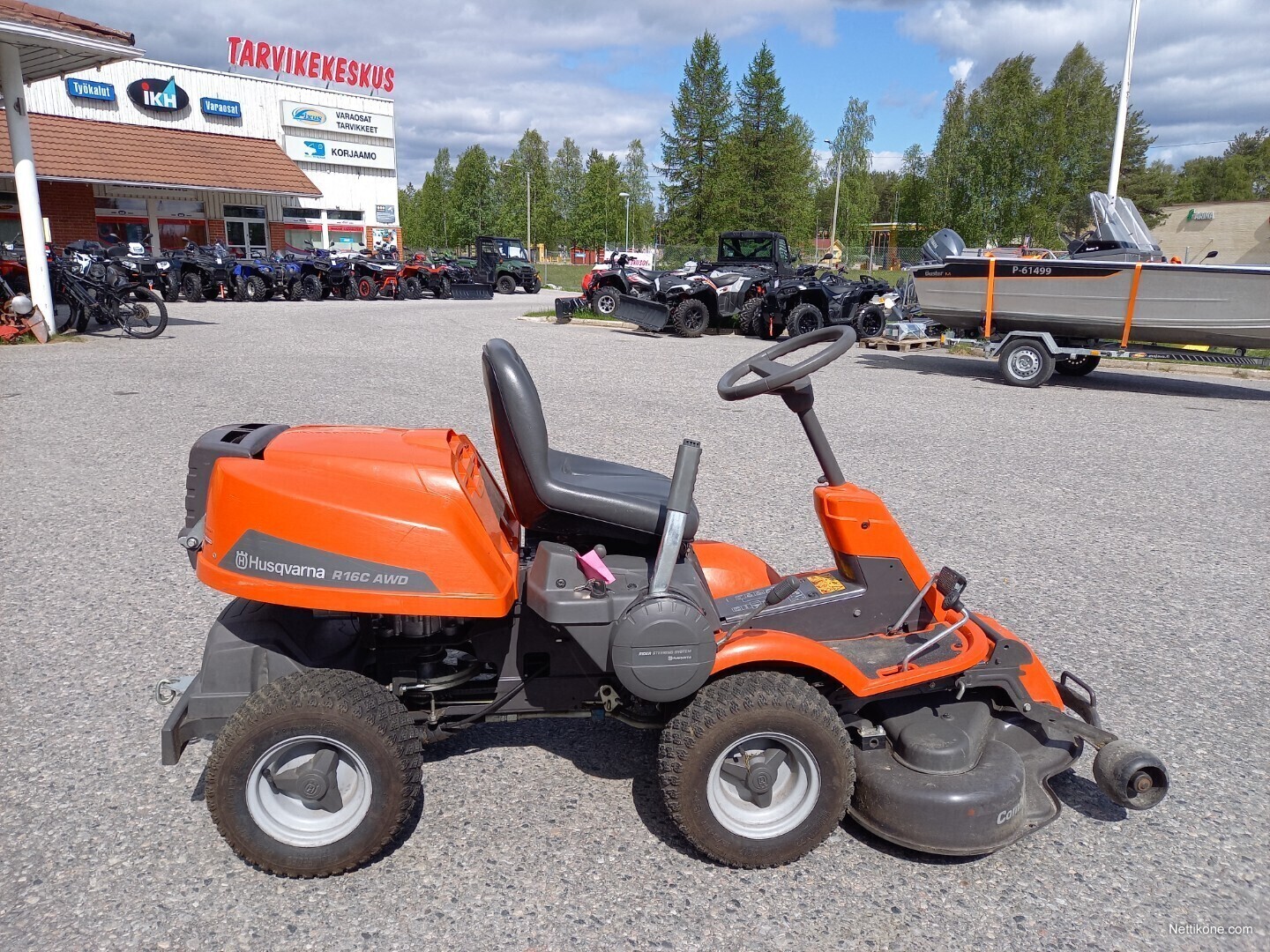 Husqvarna best sale r16 awd