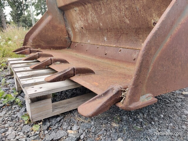 Koneen tyyppi ja kategoria