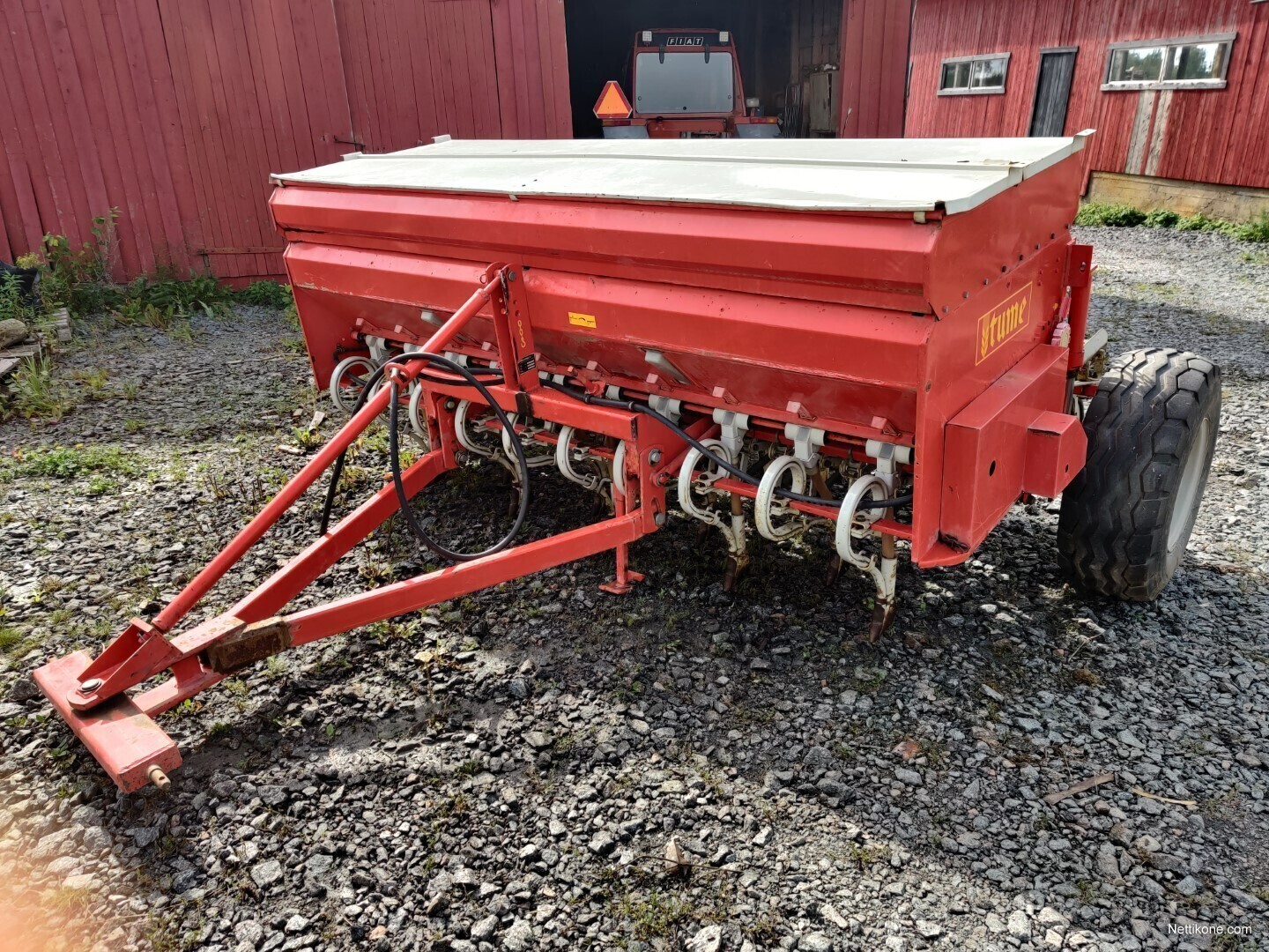 Tume 250cm puolihinattava kylvölannoitin sowing and planting machines ...