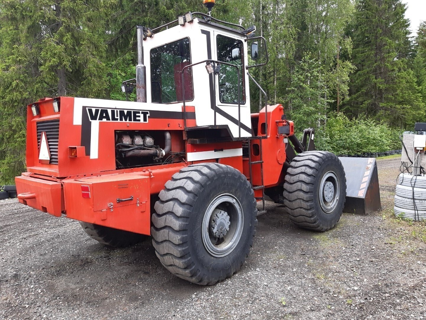 Valmet B1200 kuormaajat, 1980 - Nettikone