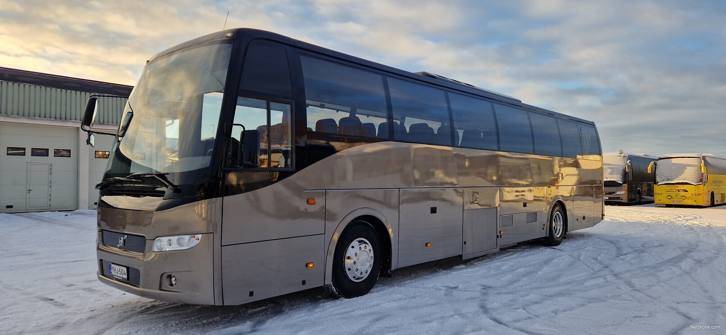 Volvo B12M 9700H Linja-auto, 2009 - Nettikone