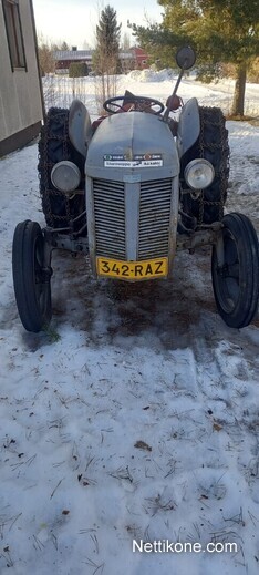 Traktorit-Massey Ferguson