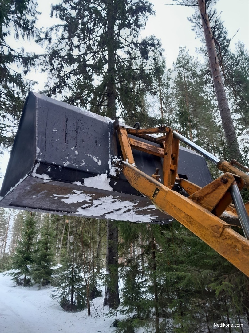 Renki Takakuormain traktorien lisävarusteet - Nettikone