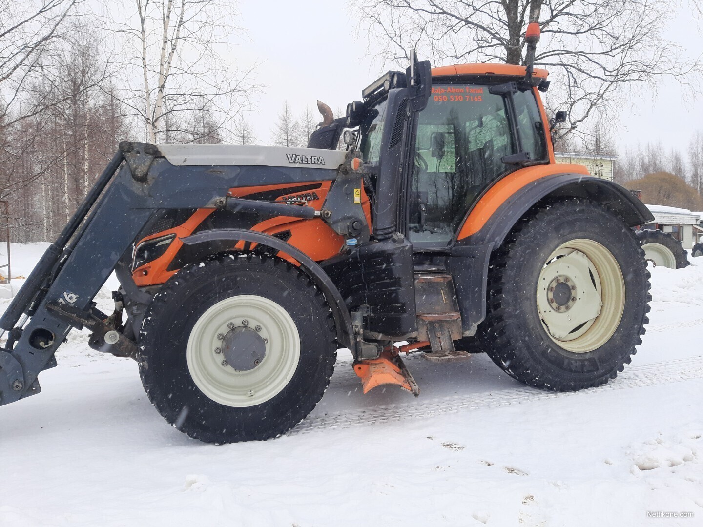 Valtra T154 traktorit, 2015 - Nettikone