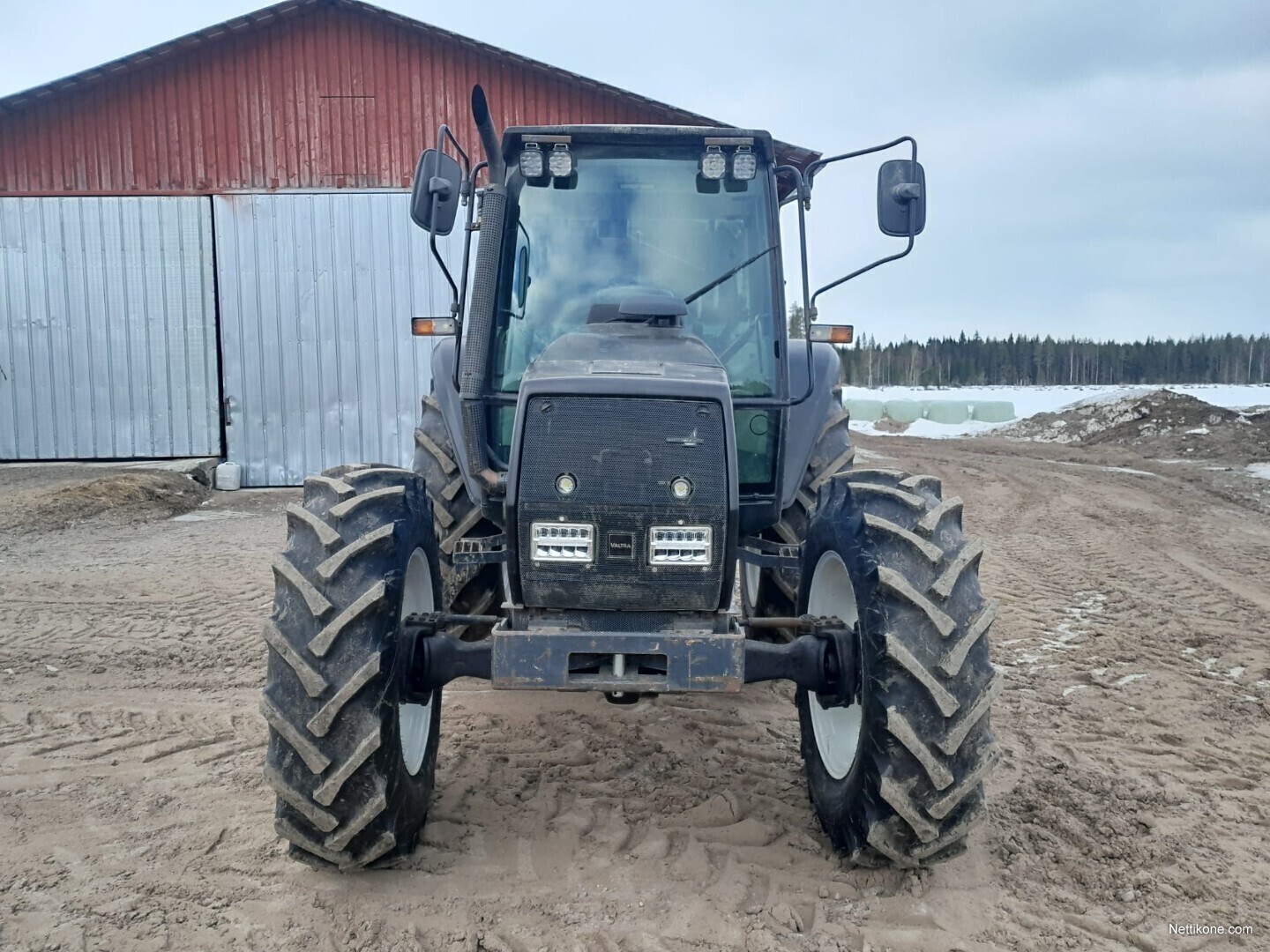 Valtra 6400 traktorit, 1998 - Nettikone