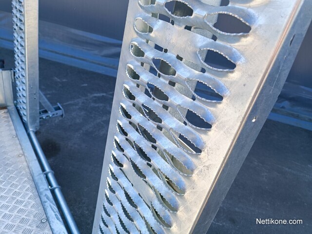 Koneen tyyppi ja kategoria