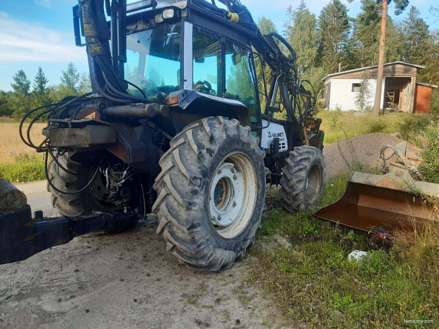 Valtra 6400 / Kronos traktorit - Nettikone