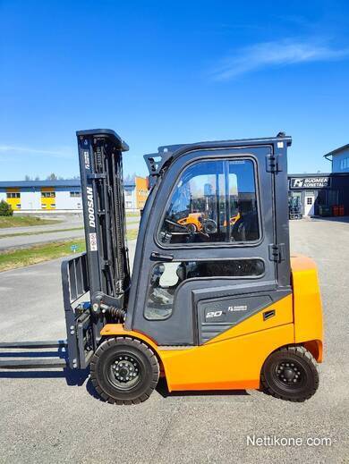 Koneen tyyppi ja kategoria