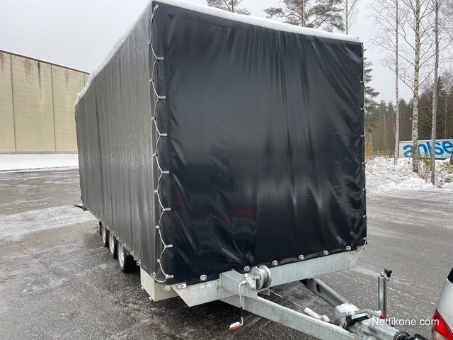 Trailers-Niewiadow