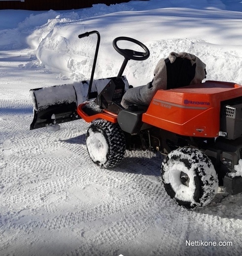 Husqvarna Rider 13 AWD groundscare mowers Nettikone