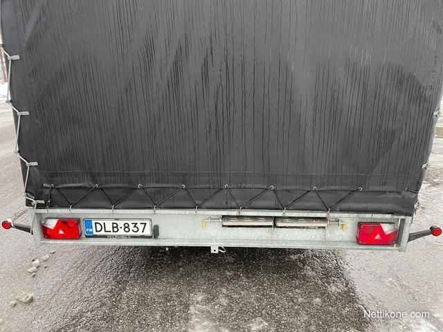 Trailers-Niewiadow