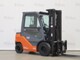 Forklift trucks-Toyota
