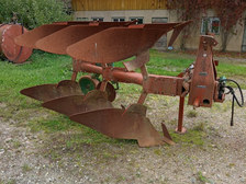 Kverneland LA8
