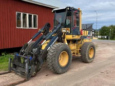 Komatsu WA180