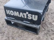 Komatsu 911