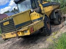 Komatsu 25